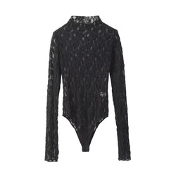 2-teiliges Damen-Set: Spitzen-Oberteil &amp; Hose – Black Cut-Out Suit