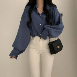 Minimalistisches Blusenshirt mit Laternenärmeln – Büro & Casual Look